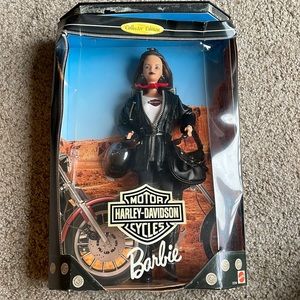 HARLEY-DAVIDSON BARBIE COLLECTOR’S EDITION.